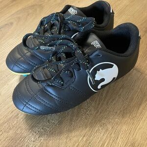 Black Puma‎ Procat Soccer Cleats size 10